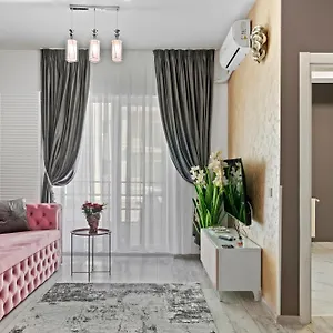 Luxury Rose Bucureşti